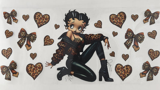 Betty 16