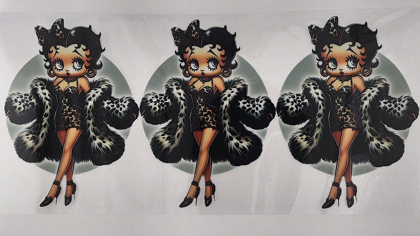 Betty 04