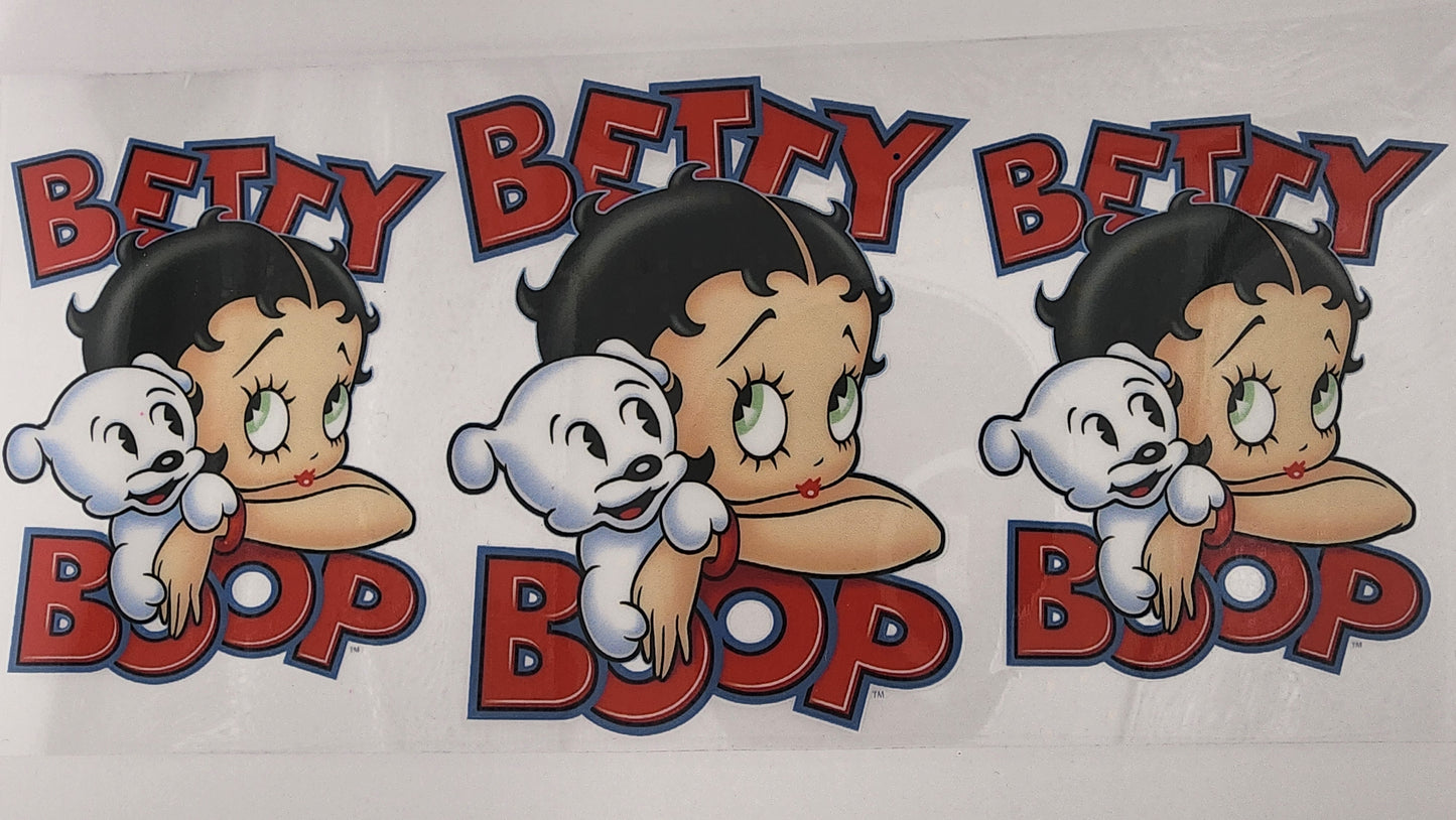 Betty 06